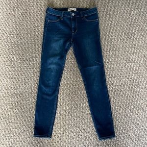Abercrombie Mid Rise The Jean Legging